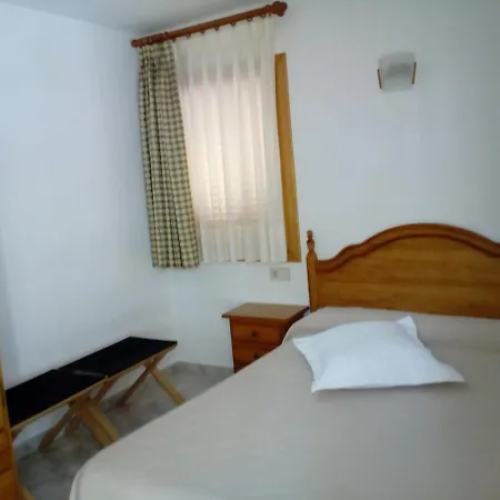 Hostal Lopez-2